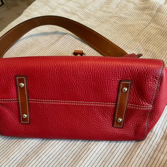 Dooney & Bourke Red Pebbled Leather Shoulder Bag - Picture 7 of 13